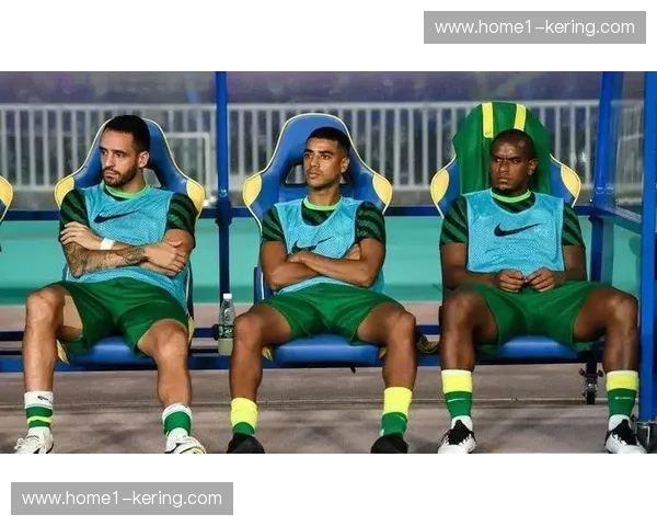 巴西左后卫人选悬而未决 卡约恩里克与奥古斯托竞争激烈 巴西左后卫人选悬而未决 卡约恩里克与奥古斯托竞争激烈